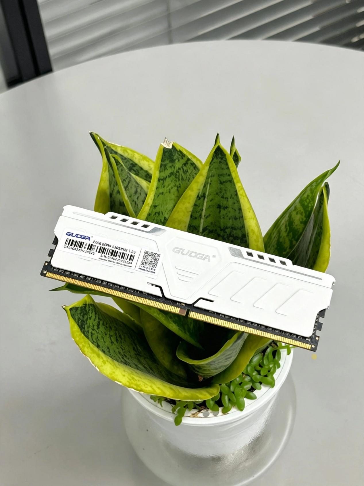 GUDGA avduker nytt DDR4 RAM-minne med kjølevest bygget med Samsung/SK Hynix/Micron originale brikker